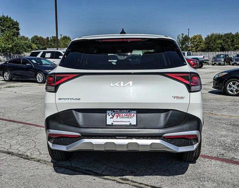 2024 Kia Sportage LX