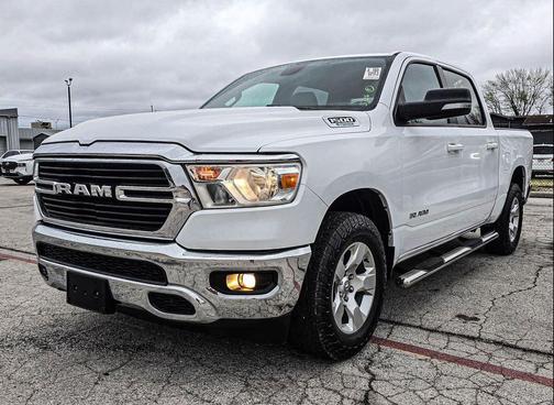 Bright White Clearcoat 2021 RAM 1500 Big Horn/Lone Star