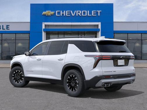 Polar White Tricoat 2026 Chevrolet Traverse AWD Z71