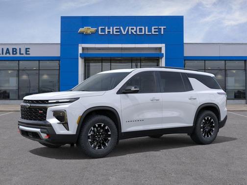 Polar White Tricoat 2026 Chevrolet Traverse AWD Z71