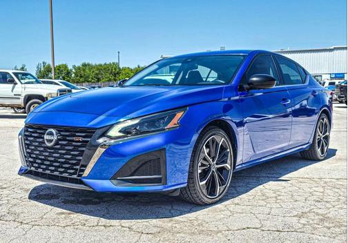 Bluestone Pearl 2025 Nissan Altima SR FWD