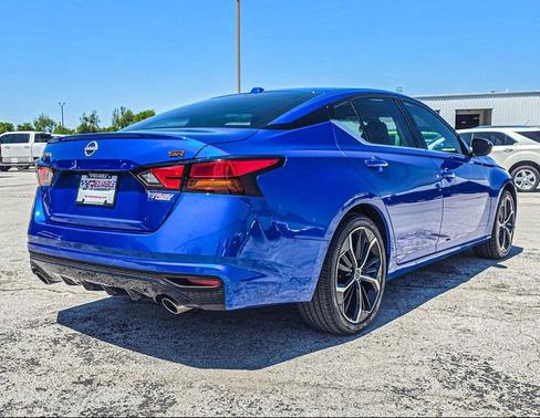 Bluestone Pearl 2025 Nissan Altima SR FWD