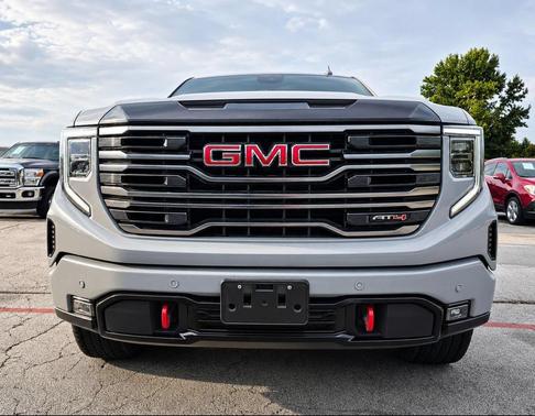 Thunderstorm Gray 2025 GMC Sierra 1500 AT4