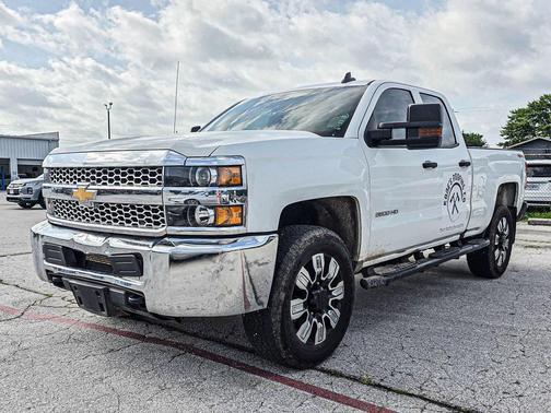 Summit White 2019 Chevrolet Silverado 2500 WT