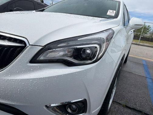 Summit White 2020 Buick Envision FWD Essence