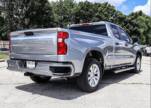 Sterling Gray Metallic 2023 Chevrolet Silverado 1500 Custom