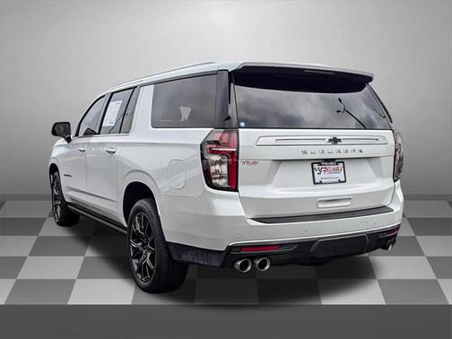 2023 Chevrolet Suburban 4WD High Country
