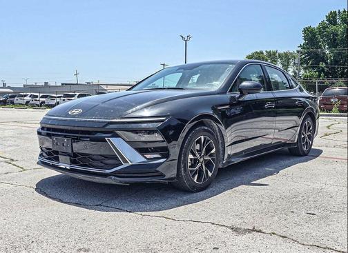 Onyx Black 2024 Hyundai SONATA SEL