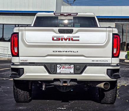 White Frost Tricoat 2021 GMC Sierra 2500 Denali
