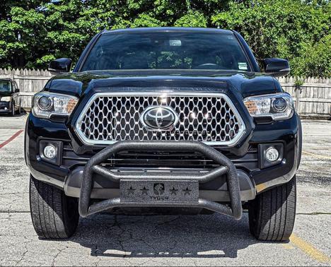Midnight Black Metallic 2018 Toyota Tacoma TRD Off Road