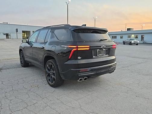 2025 Chevrolet Traverse RS