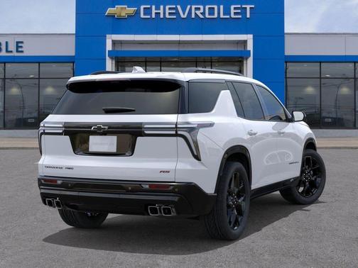 Polar White Tricoat 2026 Chevrolet Traverse RS