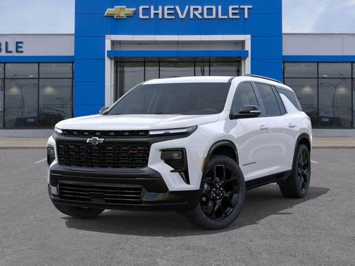 Polar White Tricoat 2026 Chevrolet Traverse RS