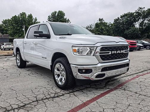 Bright White Clearcoat 2022 RAM 1500 Big Horn/Lone Star