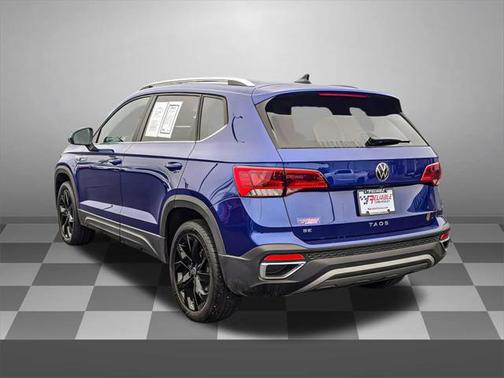 2023 Volkswagen Taos 1.5T SE