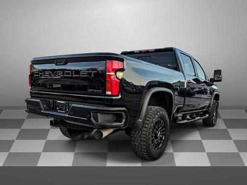 2026 Chevrolet Silverado 2500 Crew Cab, Standard Bed, XR2, 4WD