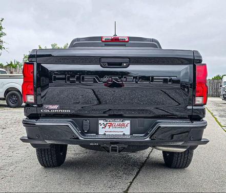 Black 2026 Chevrolet Colorado Z71