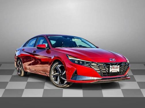 2022 Hyundai ELANTRA Limited