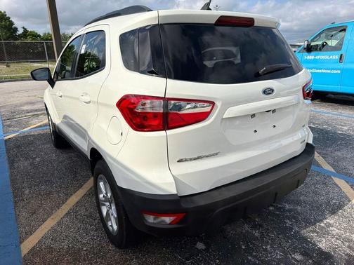 Diamond White 2020 Ford EcoSport SE