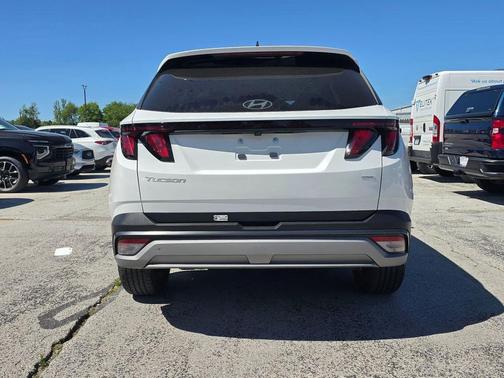 Serenity White Pearl 2025 Hyundai TUCSON SEL