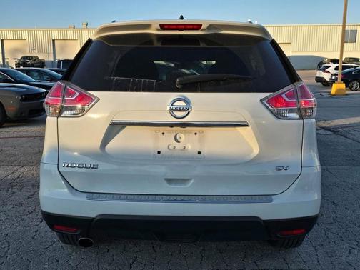 2015 Nissan Rogue SV