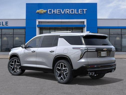 Sterling Gray Metallic 2026 Chevrolet Traverse High Country