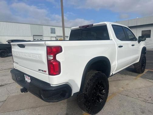 2025 Chevrolet Silverado 1500 ZR2