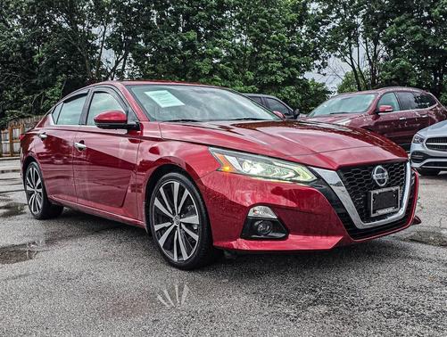 Scarlet Ember Tintcoat 2020 Nissan Altima Platinum FWD