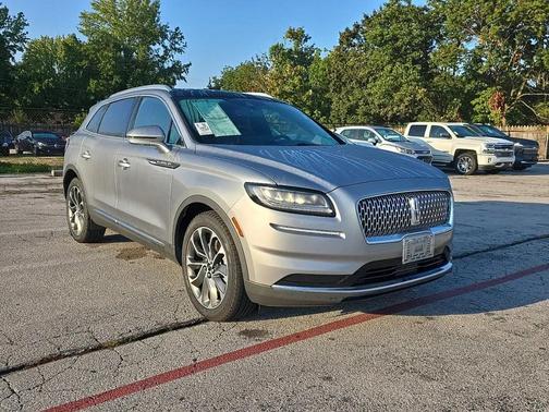 2021 Lincoln Nautilus Reserve