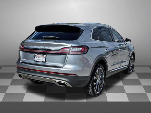 2021 Lincoln Nautilus Reserve