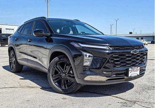 Mosaic Black Metallic 2025 Chevrolet Trax FWD ACTIV