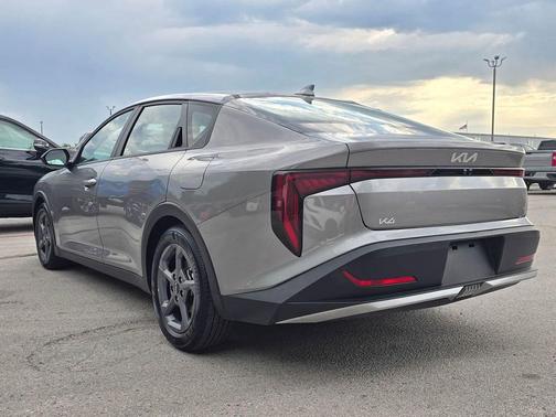 Steel Gray 2025 Kia K4 LXS