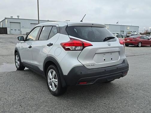 2020 Nissan Kicks S