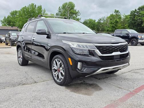 Cherry Black 2021 Kia Seltos SX Turbo