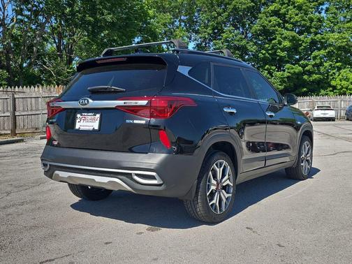 Cherry Black 2021 Kia Seltos SX Turbo