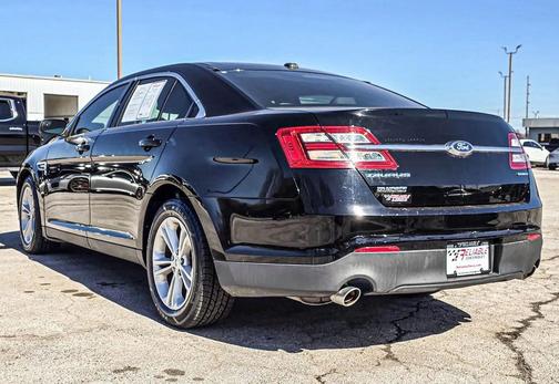 2018 Ford Taurus SE