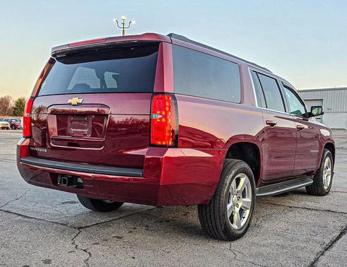 Siren Red Tintcoat 2016 Chevrolet Suburban LT