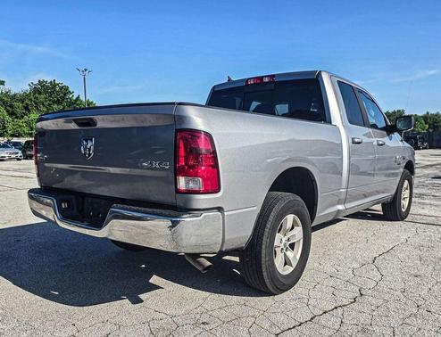 Billet Silver Metallic Clearcoat 2019 RAM 1500 SLT