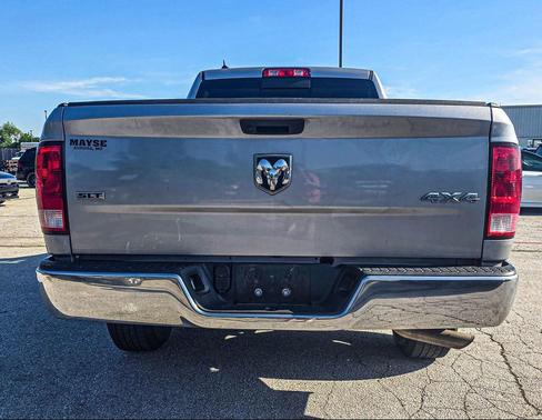 Billet Silver Metallic Clearcoat 2019 RAM 1500 SLT