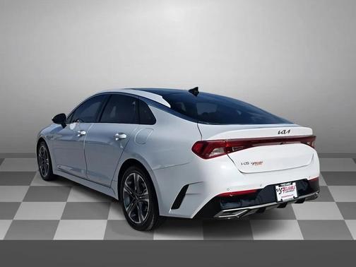 2023 Kia K5 EX