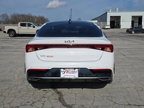 2023 Kia K5 EX