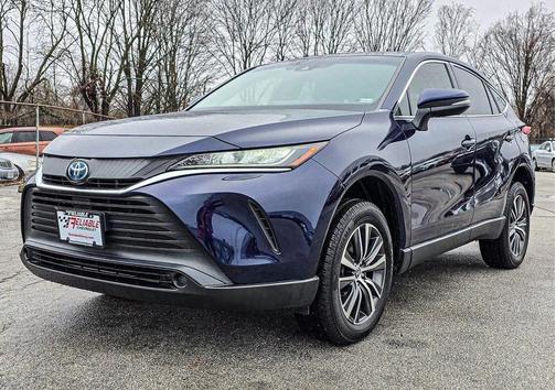 2022 Toyota Venza LE