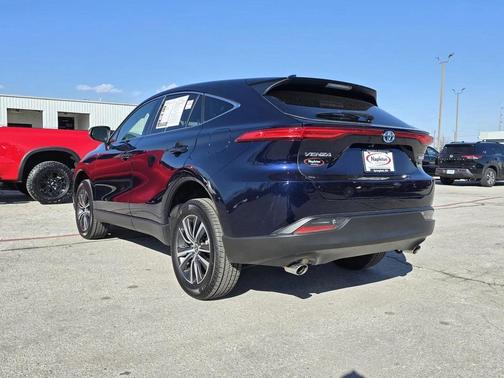 2022 Toyota Venza LE