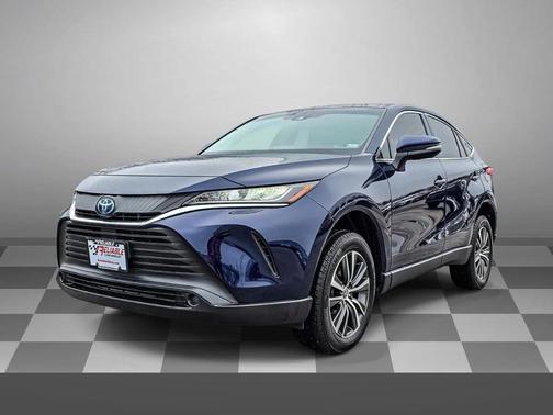 2022 Toyota Venza LE