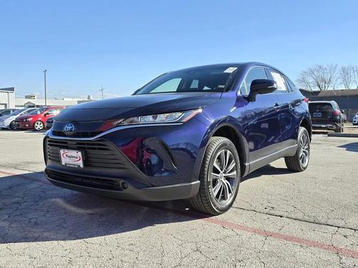 2022 Toyota Venza LE