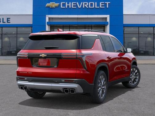 Radiant Red Tintcoat 2026 Chevrolet Traverse LT