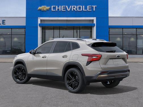 White Sands 2026 Chevrolet Trax FWD ACTIV