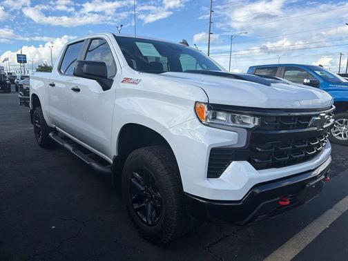 Summit White 2024 Chevrolet Silverado 1500 LT Trail Boss