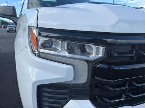 Summit White 2024 Chevrolet Silverado 1500 LT Trail Boss