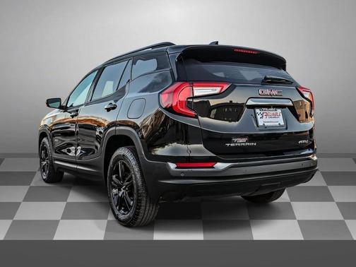 2024 GMC Terrain AWD AT4